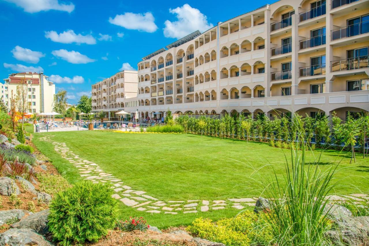 Belvedere Hotel Primorsko Luaran gambar