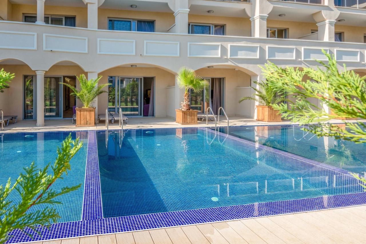 Belvedere Hotel Primorsko Luaran gambar