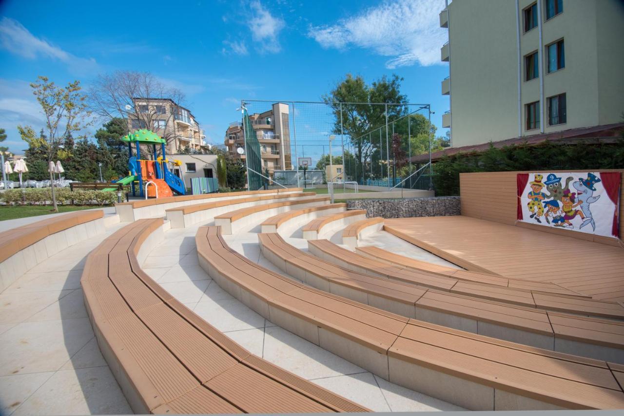Belvedere Hotel Primorsko Luaran gambar